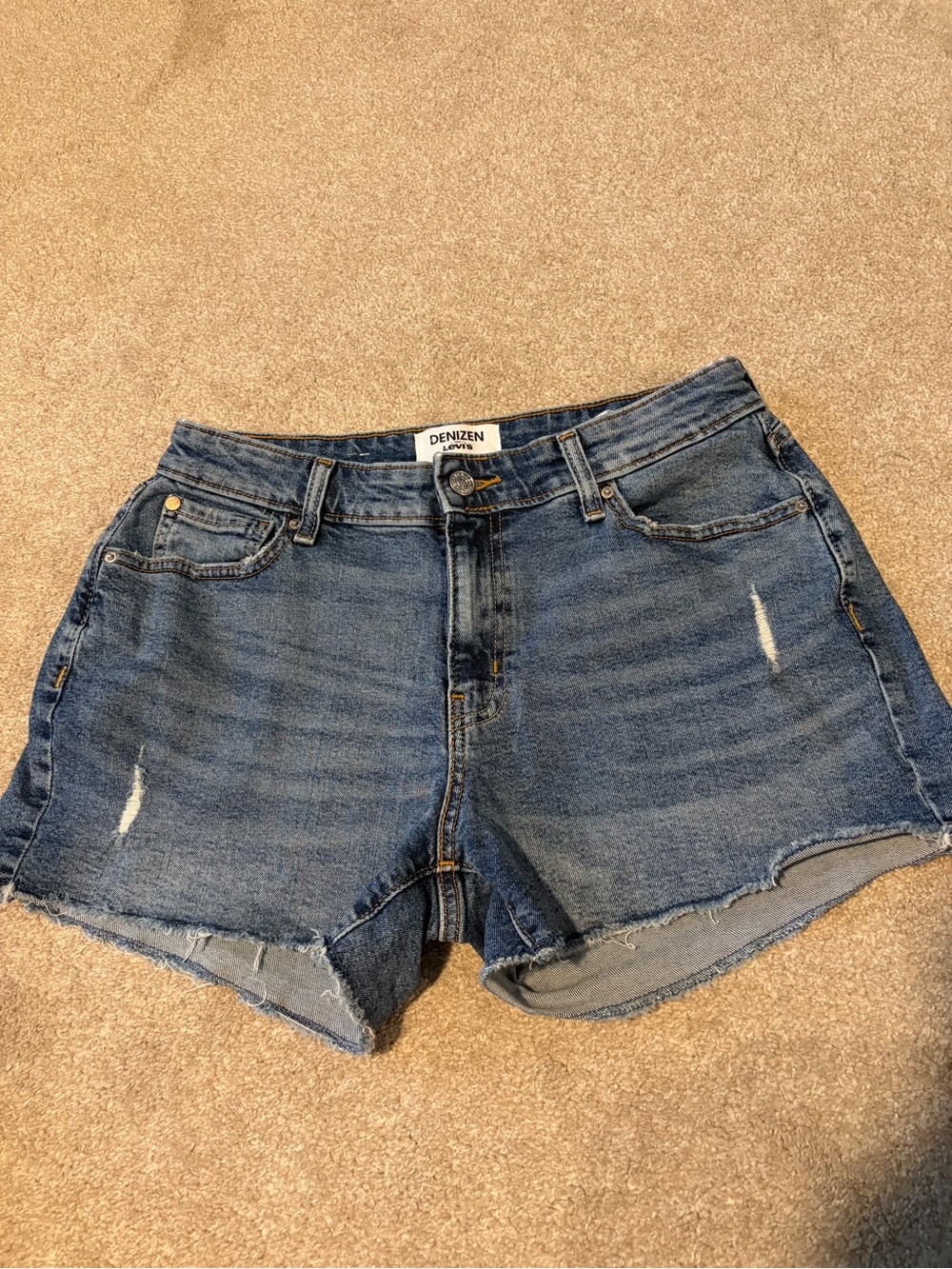 Denizen by Levi’s High Rise Distressed Denim Cut Off Shorts Size 29 Waist 14.5”